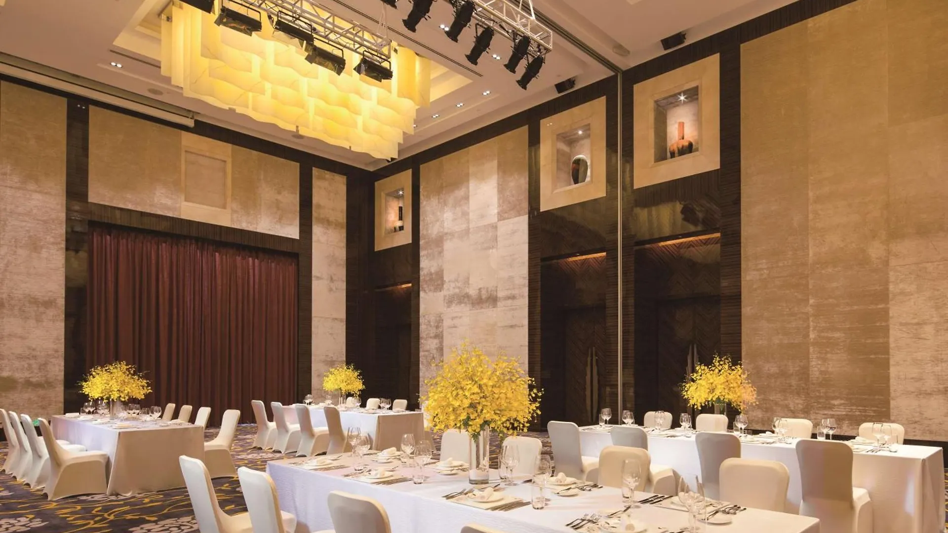 **** Resort Thousand Cranes Sanya Yazhou Bay Int'L Exchange Centre,Curio By Hilton China